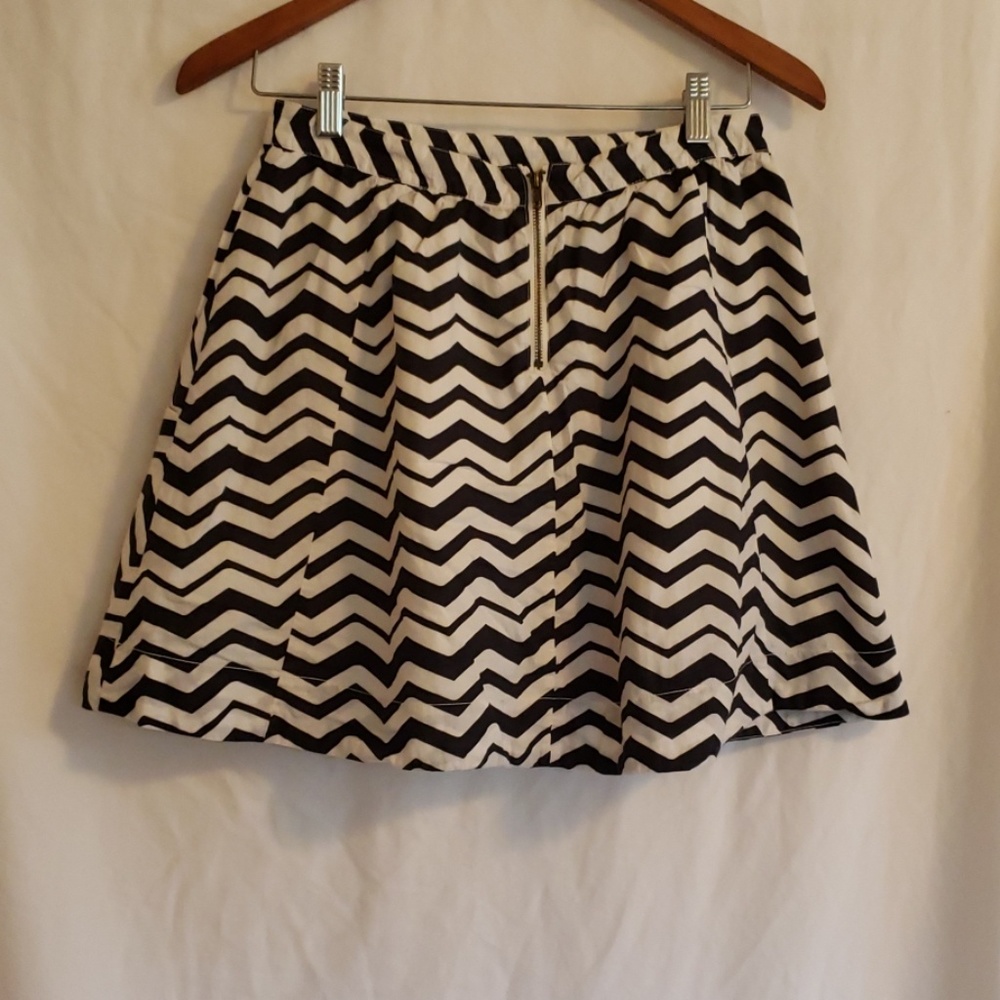 Fossil Skirt - Picture 2 of 8